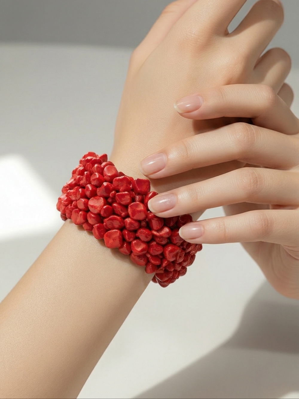 Cute Stretch Red Stone Chip Bracelet New